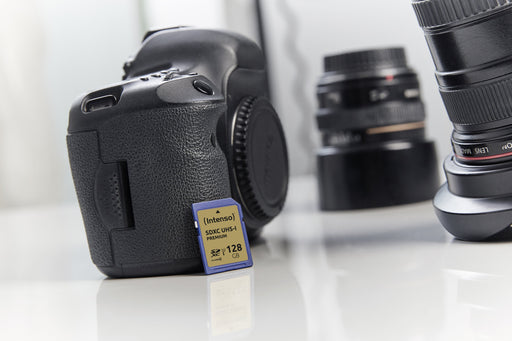 EAN 4034303019748 - Intenso 3421490 memoria flash 64 GB SDXC UHS-I Clase 10 imagen 3