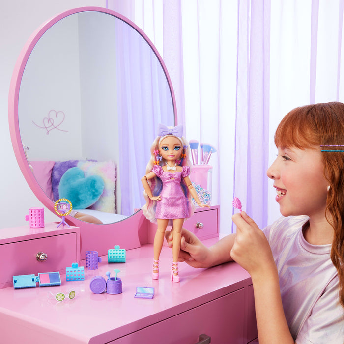 EAN 0194735313280 - Barbie JGG38 muñeca imagen 2
