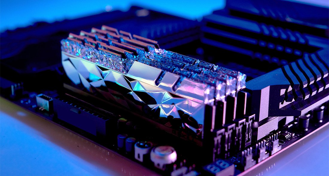 EAN 4713294228666 - G.Skill Trident Z Royal F4-3600C16Q-64GTESC módulo de memoria 64 GB 4 x 16 GB DDR4 288-pin DIMM imagen 6
