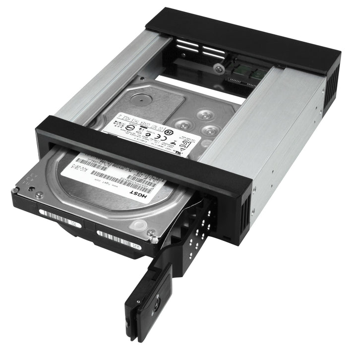 EAN 0065030872317 - StarTech.com HSB1SATSASBA panel bahía disco duro 13,3 cm (5.25") Panel de instalación Negro imagen 5