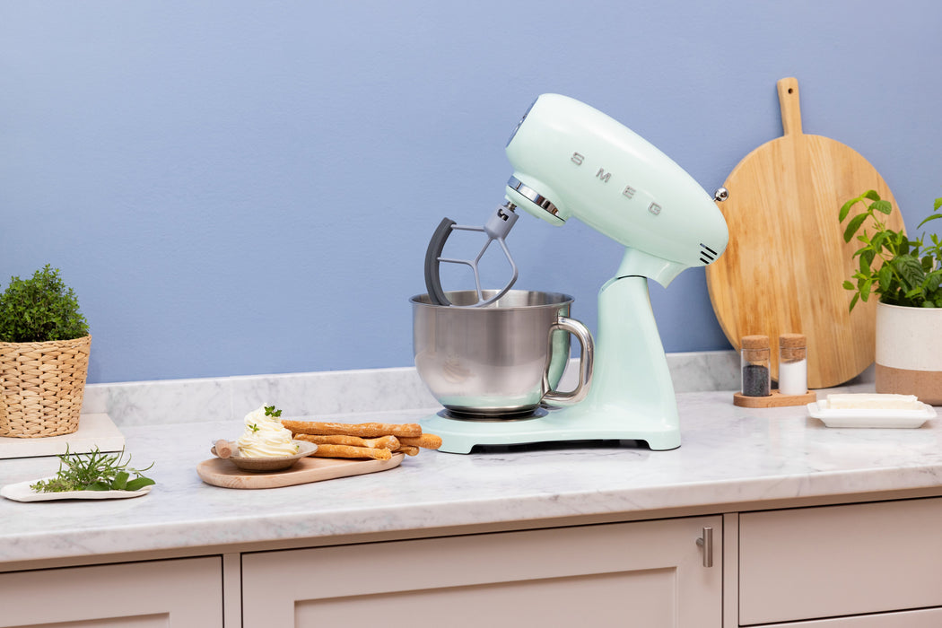 EAN 8017709353797 - Smeg SMF05PGEU batidora Batidora de varillas 1000 W Verde imagen 15