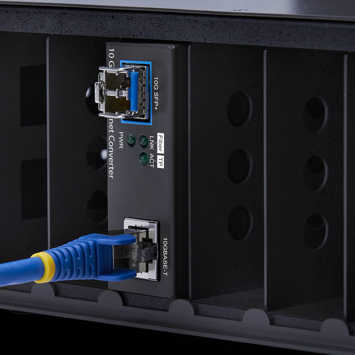 EAN 65030916844 - StarTech.com MCM10GSFP2 convertidor de medio 10000 Mbit/s Multimodo, Monomodo Negro imagen 4