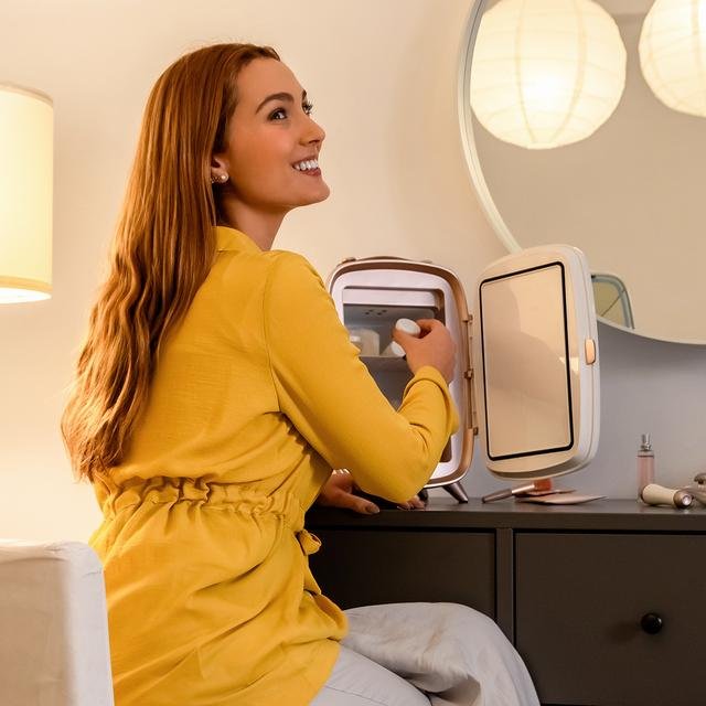 EAN 8435484044417 - Cecotec CoolingBeauty 6000 Mirror Nevera nevera portátil 6 L Eléctrico Rosa imagen 8