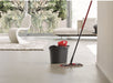 EAN 8001940011479 - Vileda SuperMocio Revolution Sistema mopa, fregona y cubo Tanque individual Negro, Rojo, Blanco imagen 12