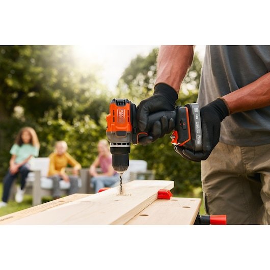 EAN 5035048832844 - Black & Decker BCD382XN-XJ taladro Naranja imagen 4