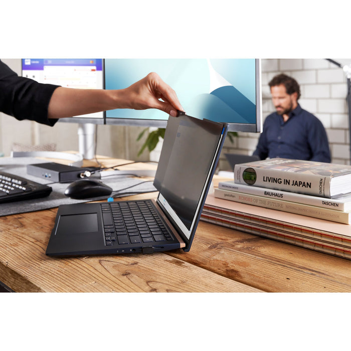 EAN 0085896583516 - Kensington K58351WW filtro para monitor 33,8 cm (13.3") Portátil imagen 13