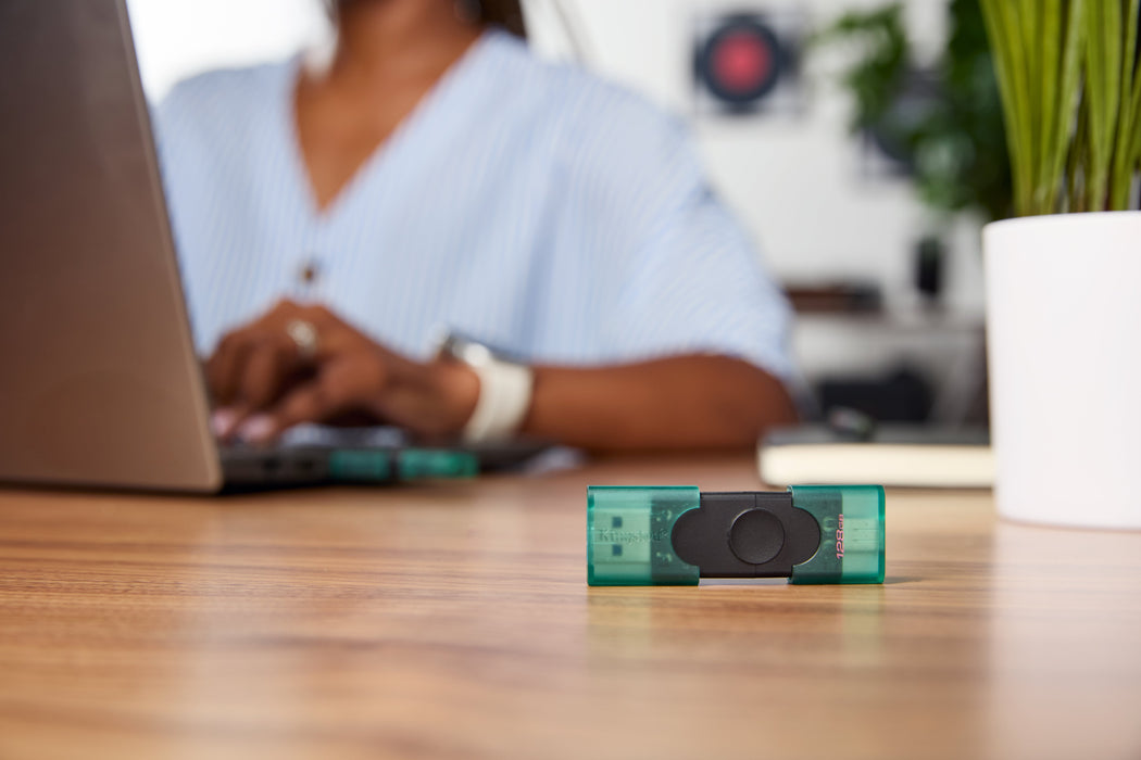 EAN 740617351774 - Kingston Technology DataTraveler DuoG2 unidad flash USB USB Type-A / USB Type-C 3.2 Gen 1 (3.1 Gen 1) Negr imagen 11