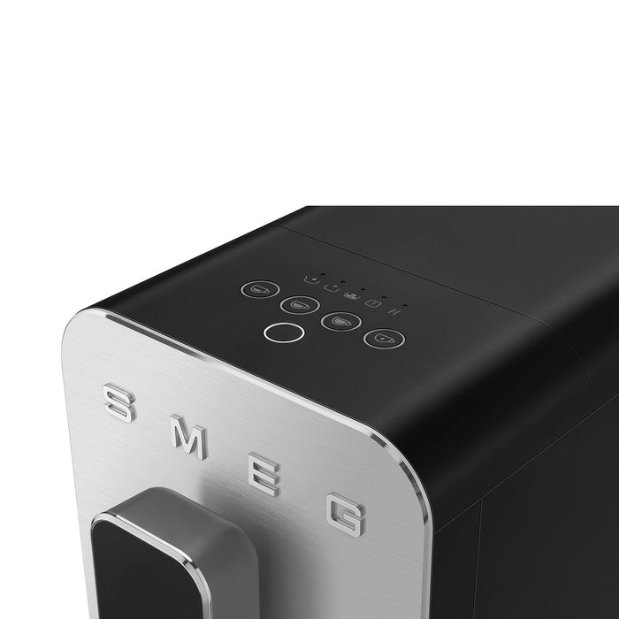 EAN 8017709334734 - Smeg BCC11BLMEU cafetera eléctrica Totalmente automática Máquina espresso 1,4 L imagen 4