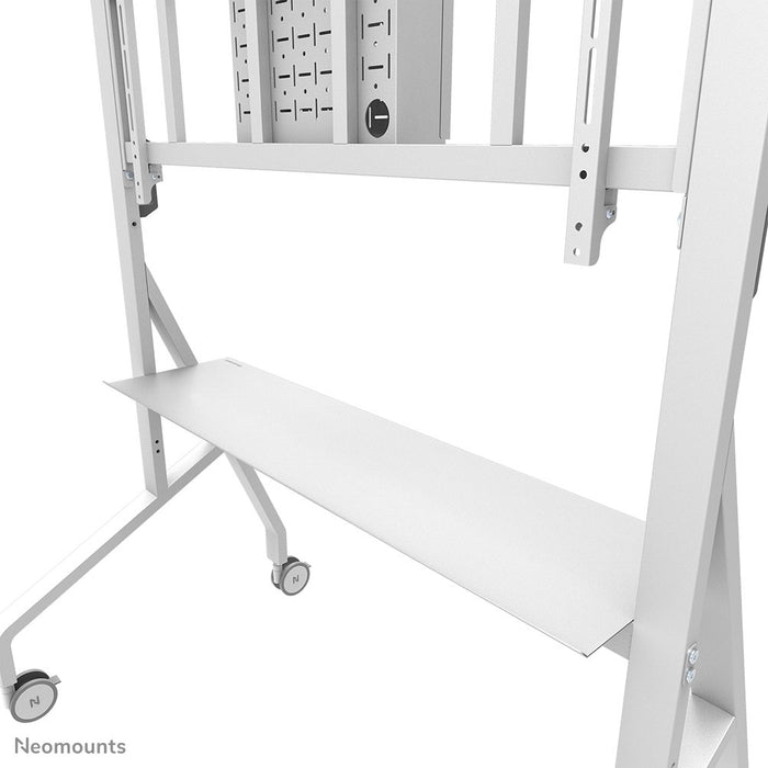 EAN 8717371443245 - Neomounts FL50-575WH1 mueble y soporte para dispositivo multimedia Blanco Carro/soporte de suelo con rued imagen 12