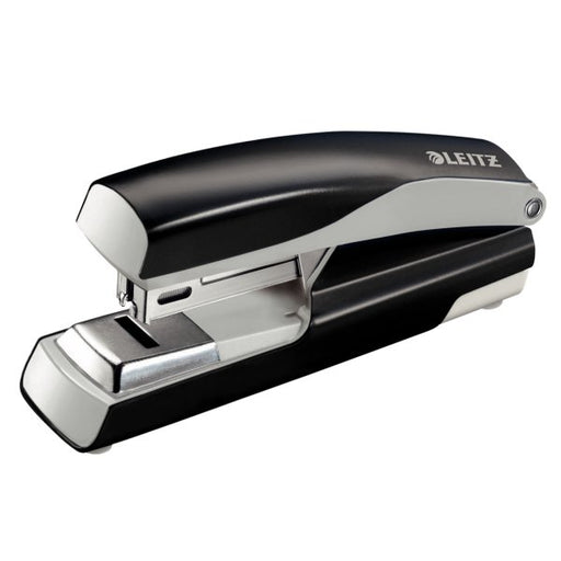 EAN 4002432357437 - Leitz NeXXt 55050095 grapadora Grapado plano Negro, Plata imagen 1
