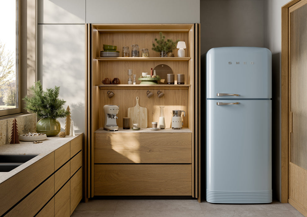 EAN 8017709316075 - Smeg MFF11CREU espumador o calentador de leche Calentador/espumador de leche automático Crema de color imagen 7