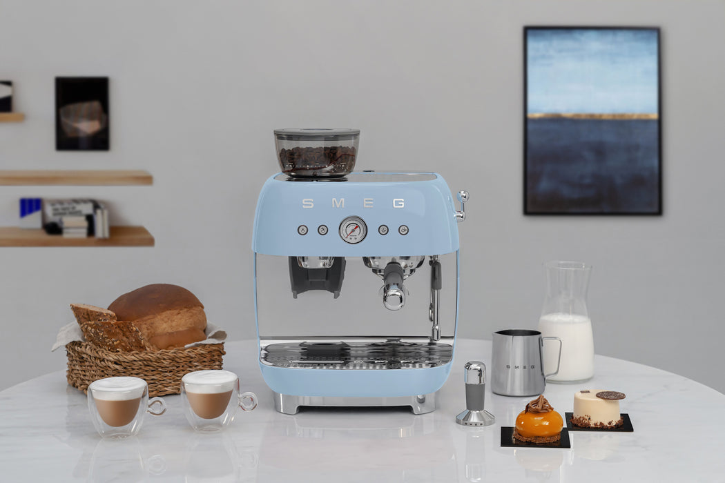 EAN 8017709329815 - Smeg EGF03PBEU cafetera eléctrica Manual Máquina espresso 2,4 L imagen 16