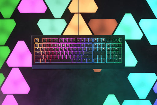 EAN 8886419345848 - Razer Cynosa V2 teclado Juego USB QWERTY Italiano Negro imagen 2