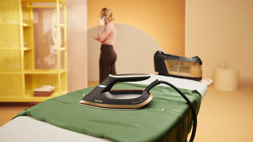 EAN 8720389004872 - Philips PSG6064/80 estación plancha al vapor 2400 W 1,8 L SteamGlide Advanced imagen 2