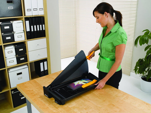 EAN 43859586288 - Fellowes Stellar A3/180 guillotina para papel 20 hojas imagen 2