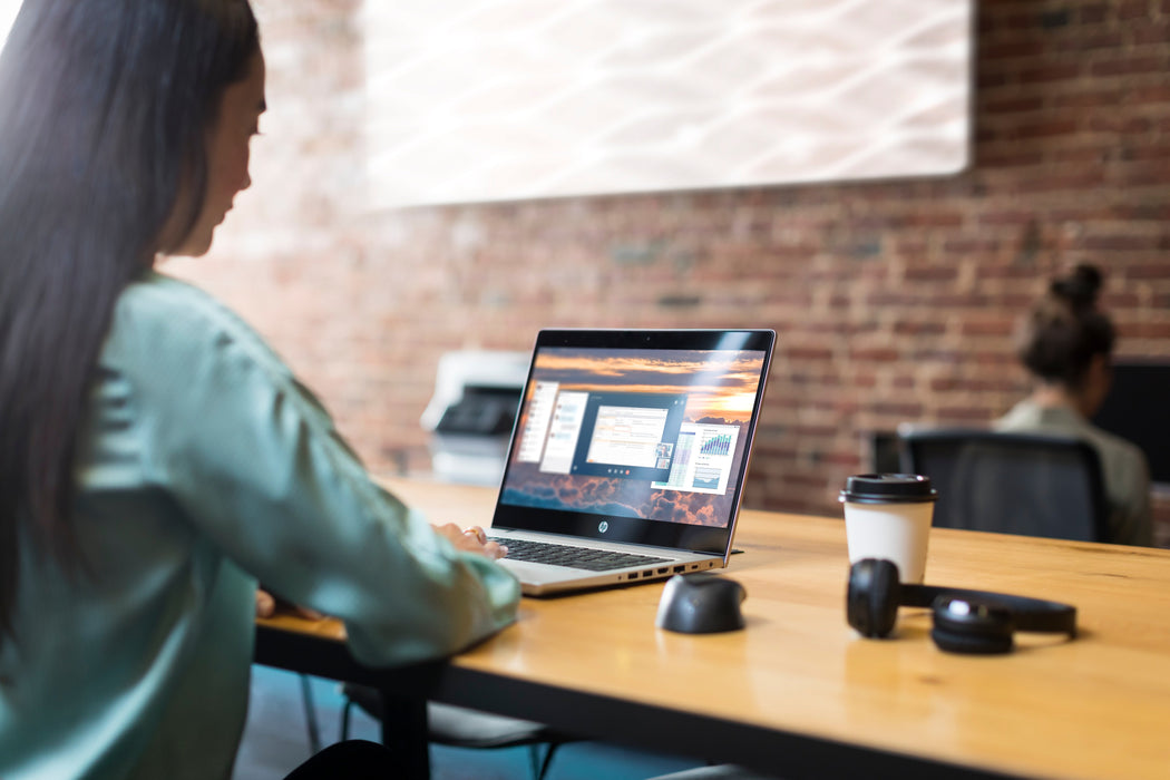 EAN 0193015147447 - HP USB Fingerprint Mouse ratón Ambidextro USB tipo A imagen 8