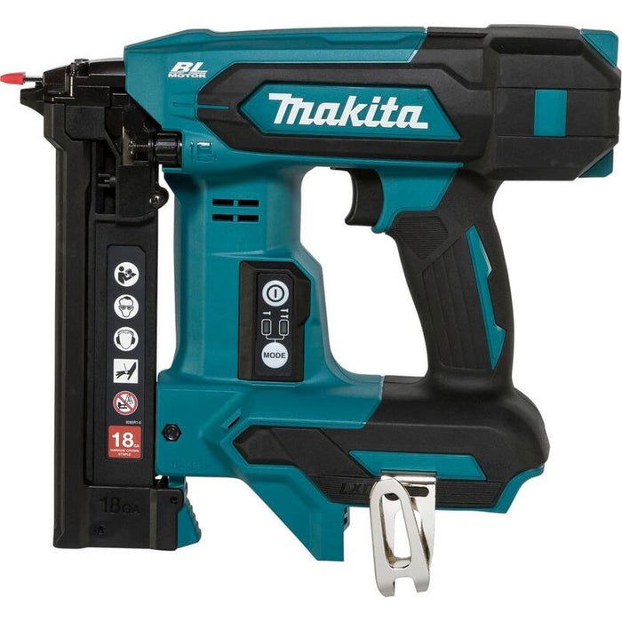 Clavadora  Makita  Dst630z Akku-Tacker 18v