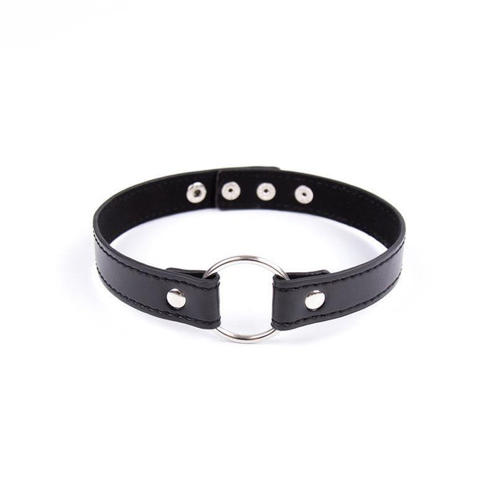 Collar Con Aro Negro