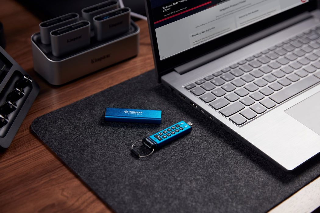 EAN 0740617336603 - Kingston Technology IronKey Keypad 200 unidad flash USB USB Tipo C 3.2 Gen 1 (3.1 Gen 1) Azul imagen 9