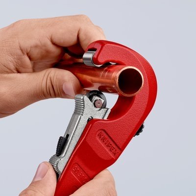 EAN 4003773084686 - Knipex 90 31 02 SB cortatubos manual Cortador para tubos imagen 17