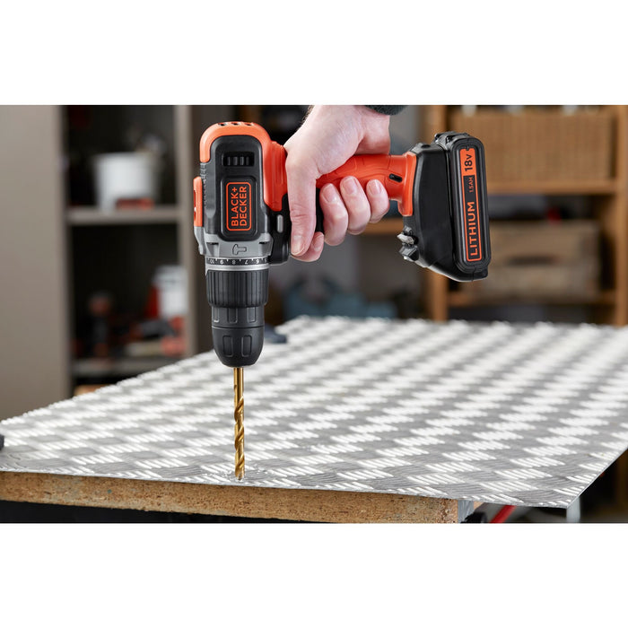 EAN 5035048695258 - Black & Decker BCD003C2K-QW taladro 1400 RPM Sin llave Negro, Rojo imagen 5