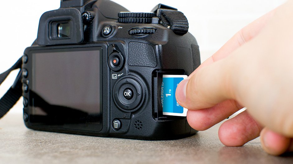 EAN 4582563857261 - Kioxia LNEX2L001TG4 memoria flash 1 TB SDXC UHS-I Clase 10 imagen 4