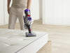 EAN 5025155106365 - Dyson V8 Advanced Aspiradora escoba 2 en 1 Batería Secar Sin bolsa Níquel, Plata imagen 6