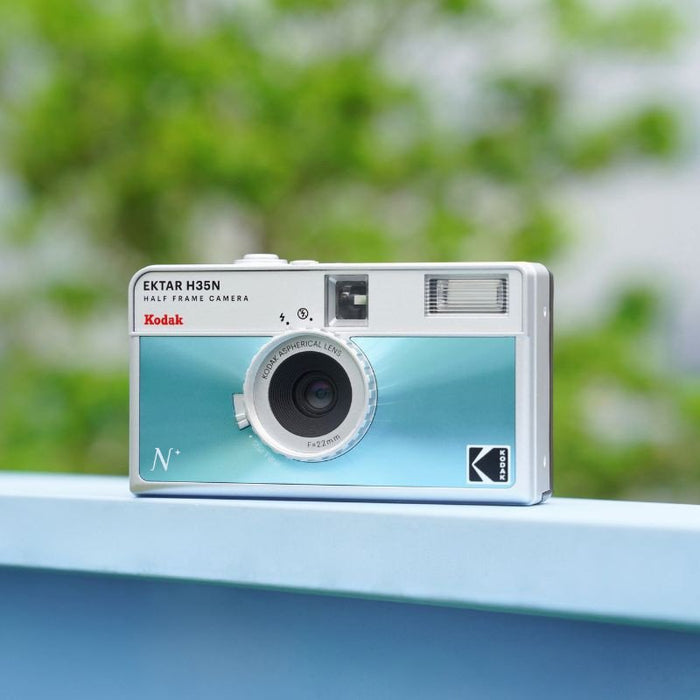 EAN 4897116931269 - Kodak EKTAR H35N Cámara analógica compacta 35 mm Azul, Plata imagen 9