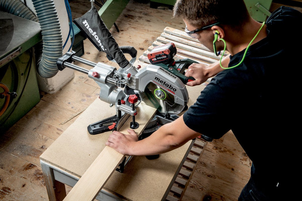 EAN 4061792235878 - Metabo KGS 18 LTX BL 254 4000 RPM imagen 3