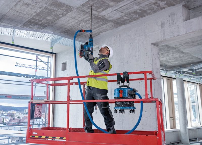 EAN 4059952552682 - Bosch GAS 18V-12 MC Professional 12 L Aspiradora cilíndrica Seca y húmeda Combinado imagen 8