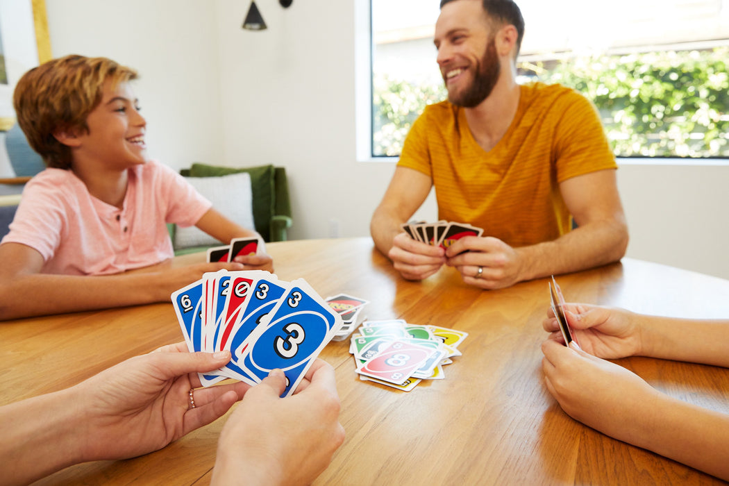EAN 0027084378078 - Games K0888 juego de tablero Juego De Cartas Perder las cartas imagen 2