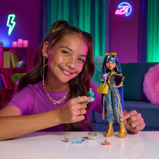 EAN 194735333783 - Monster High JHK32 muñeca imagen 2