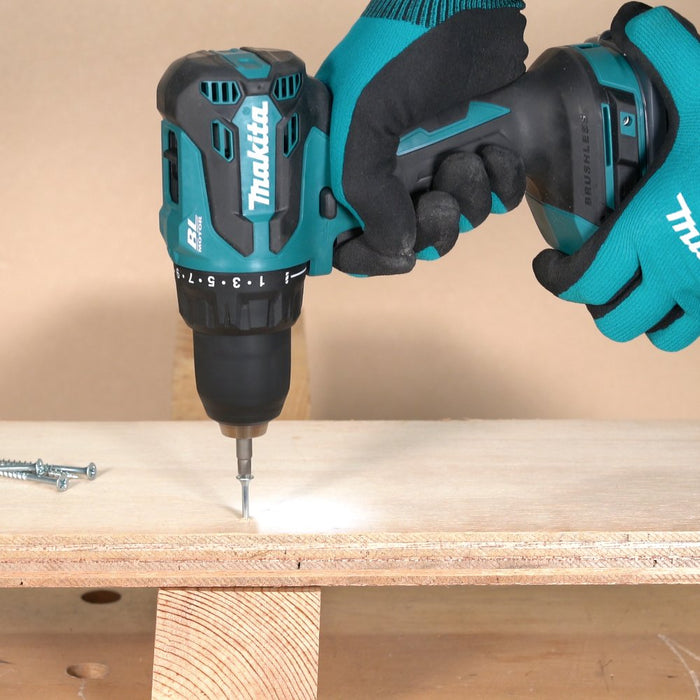 EAN 197050009845 - Makita DDF490Z taladro 1900 RPM Sin llave 1,7 kg Azul, Negro imagen 19