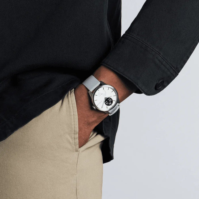 EAN 3700546708312 - Withings ScanWatch 2 1,6 cm (0.63") OLED 42 mm Híbrido Acero inoxidable imagen 4