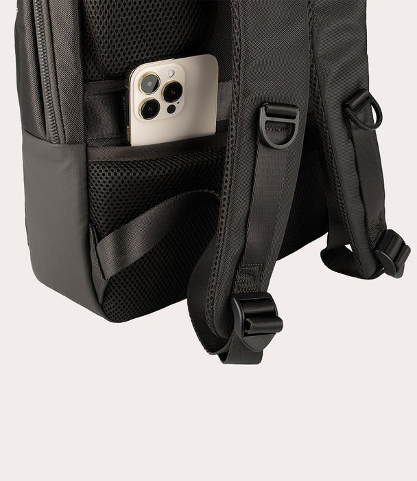 EAN 8020252118331 - Tucano Lunar 40,6 cm (16") Mochila Negro imagen 4