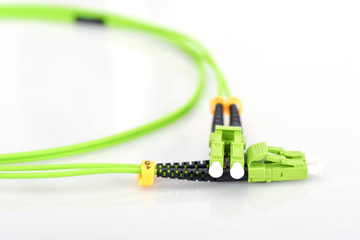 EAN 4016032424895 - Digitus DK-2533-03-5 Cable de fibra óptica e InfiniBand 3 m I-V(ZN) HH Verde imagen 2