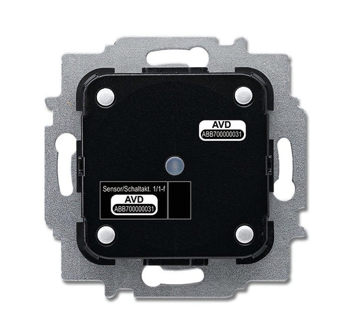 EAN 4011395179987 - Busch-Jaeger 2CKA006220A0012 accionador smart home Actuador de luminosidad/conexión imagen 1