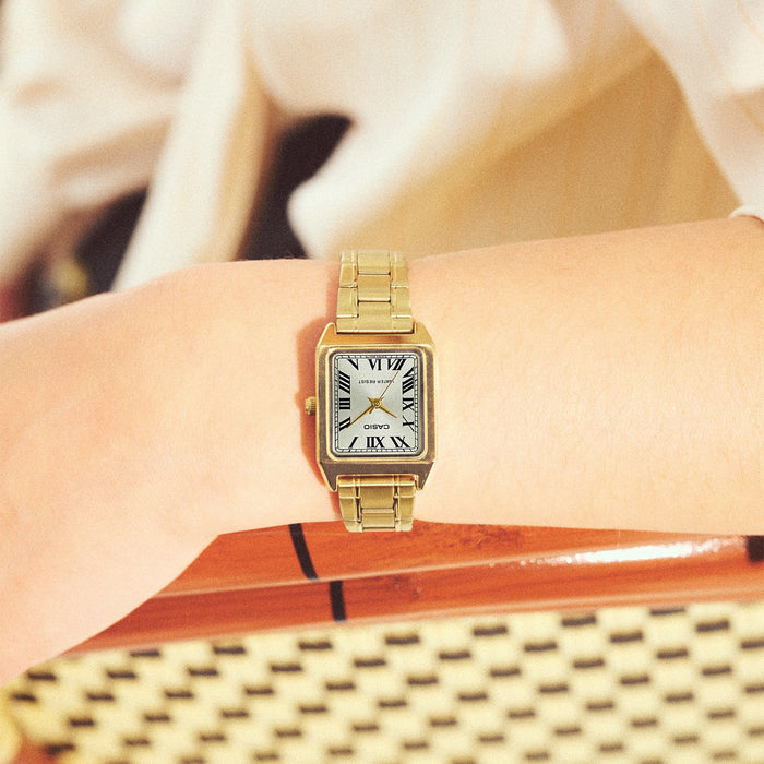 EAN 4549526253263 - Casio LTP-V007G-9BUDF Reloj de pulsera Femenino Oro, Blanco Oro imagen 2
