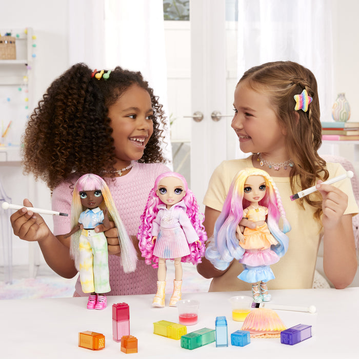 EAN 0035051507581 - Rainbow High WaterColor & Create Dolls- Purple Eyes imagen 10
