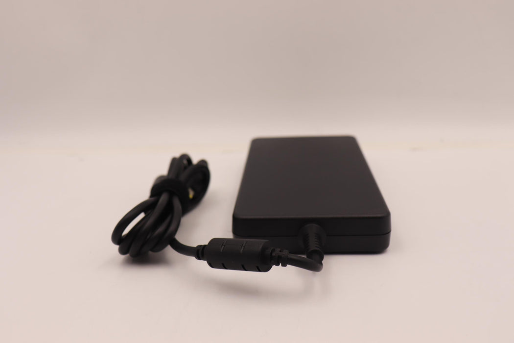 EAN 5704174883579 - Lenovo 5A11F20726 adaptador e inversor de corriente Interior 230 W Negro imagen 3
