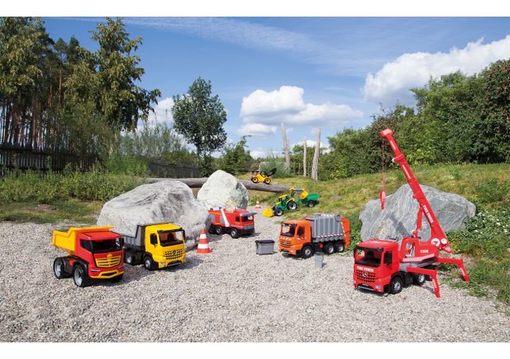 EAN 4006942780105 - Lena GIGA TRUCKS Tractor with front loader & excavator imagen 2