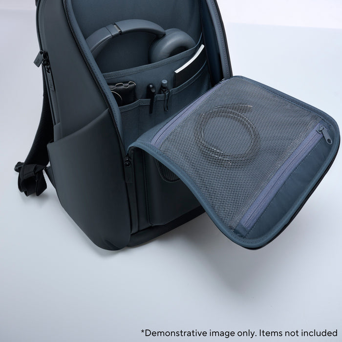EAN 4711636273275 - ASUS ProArt Backpack PP2600 40,6 cm (16") Mochila Negro imagen 15