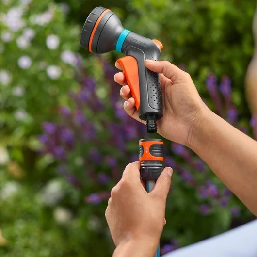EAN 4066407026452 - Gardena 18372-20 pistola de pulverización de agua o boquilla Boquilla de lavado Gris, Negro, Naranja imagen 6