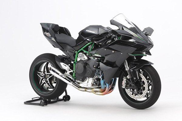 EAN 4950344141319 - Tamiya Kawasaki Ninja H2R Maqueta de motocicleta Kit de montaje 1:12 imagen 1