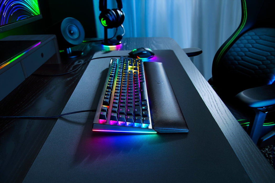 EAN 8887910072554 - Razer BlackWidow V4 teclado Juego USB QWERTZ Alemán Negro imagen 3
