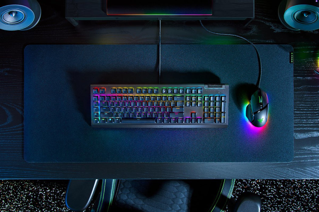 EAN 8887910072738 - Razer BlackWidow V4 X teclado Juego USB AZERTY Francés Negro imagen 2