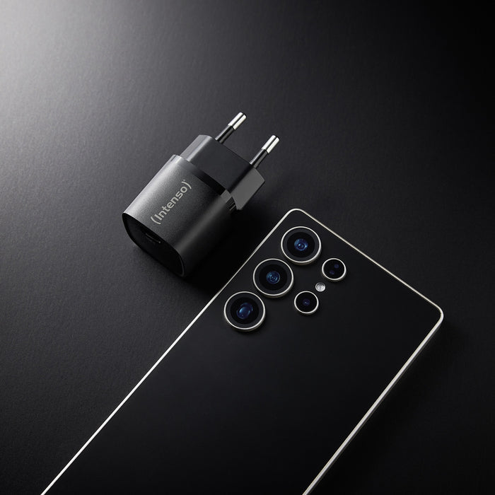 EAN 4034303034642 - Intenso W30C² GaN Universal Negro Corriente alterna Carga rápida Interior imagen 6