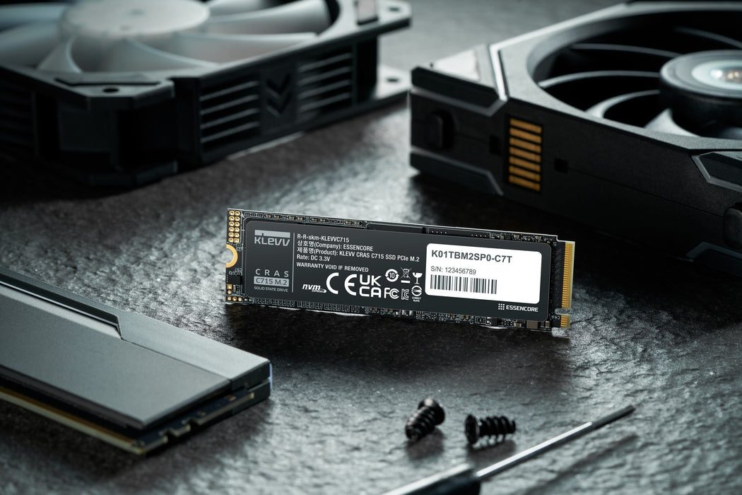 EAN 4895194901792 - Klevv CRAS C715 256 GB M.2 PCI Express 3.0 NVMe 3D TLC NAND imagen 19