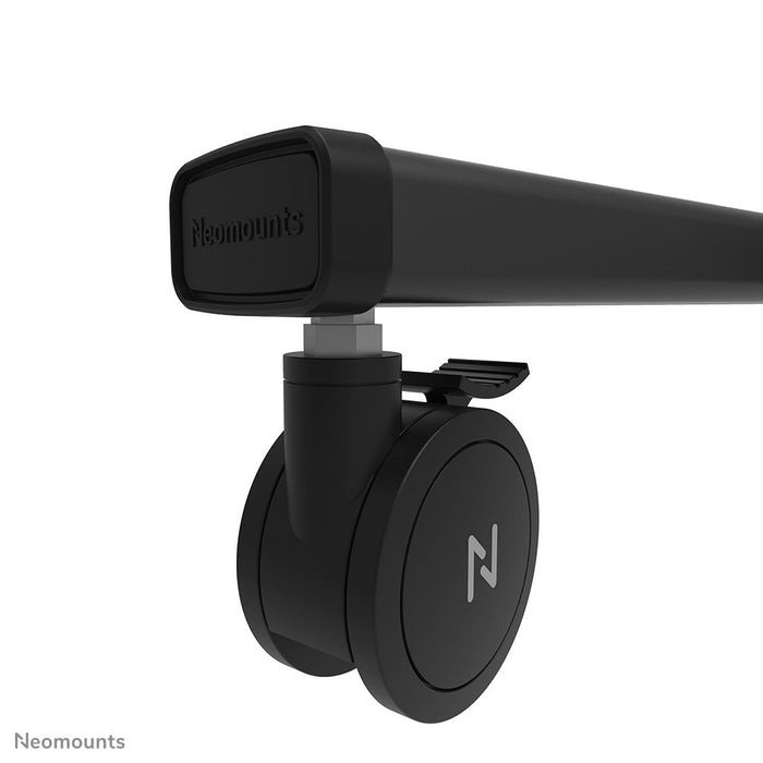 EAN 8717371449711 - Neomounts FL55-875BL1 mueble y soporte para dispositivo multimedia Negro Soporte de suelo fijo imagen 12