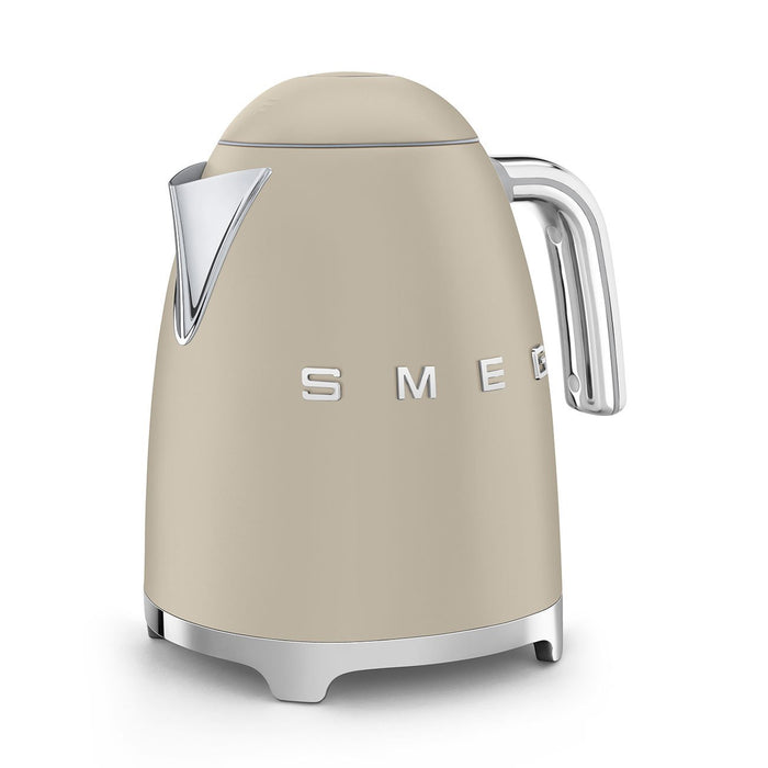 EAN 8017709362102 - Smeg KLF03MLMEU tetera eléctrica 1,7 L 2400 W Beige imagen 3